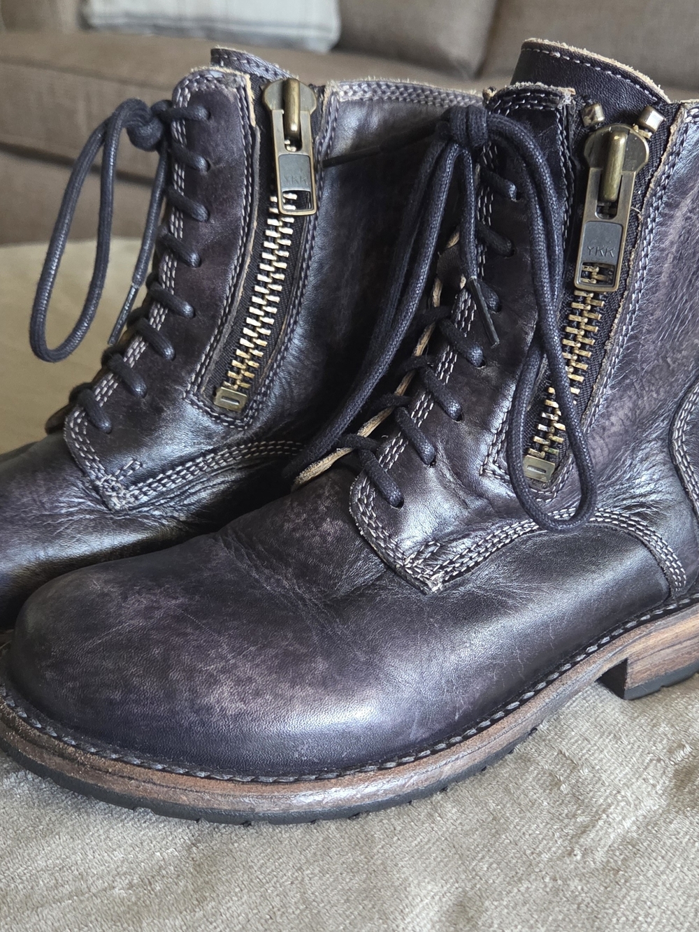 Woman Distressed Black Leather Lace-Up Boots with Side Zipper